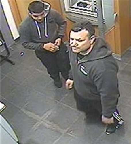 Wer kennt die beiden Verdächtigen? Hinweise an das Kriminalkommissariat 35, Tel.-Nr.: 0228 / 15-0 