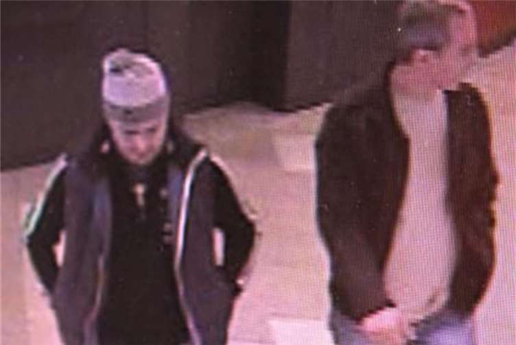 Wer kennt diese Männer? privat