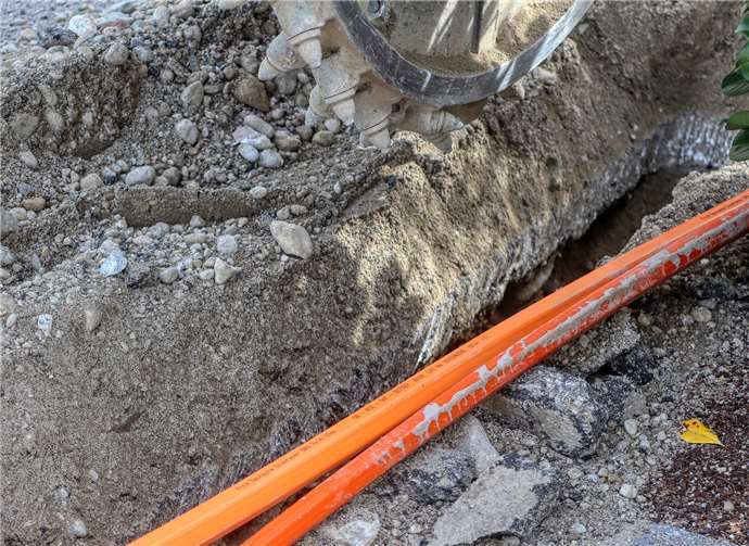 Wer sich im Vorfeld einen Anschluss sichert, spart die Kosten für die Erdarbeiten .Foto:pixabay planet_fox