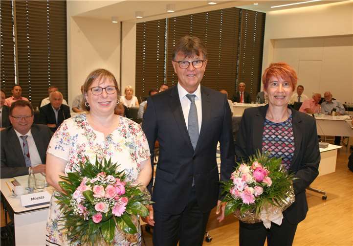 Werden künftig Landrat Dr. Saftig bei der Führung des Landkreises Mayen-Koblenz unterstützen oder vertreten (v. l.): die Beigeordnete Judith Lehnigk-Emden, der hauptamtliche Erste Kreisbeigeordnete Burkhard Nauroth und die Beigeordnete Birgit Meyreis. Fotos: WEC