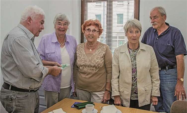 Werner Gerhards (NP), Elisabeth Kolvenbach, Marianne Meyer, Martha Reßler und Wilfried Sturm (NP).Peter Gilles