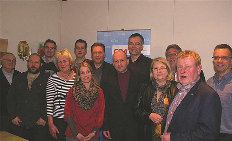 Werner Schäfer, Reimar Flöck, Dr. Jan Valentin, Monika Walker, Sebastian Becker, Anke Turco, Arno Liesenfeld, CDA-Kreisvorsitzender Rainer Dartsch, Bernd Kemme, Hedi Thelen MdL, CDA-Bezirksvorsitzender Rolf Koch, Hans Peter Siewert, Bernd Schäfer; es fehlen die verhinderten Gino Gilles, Paul Rosenbaum, Rabea Uhl und Robin Förster. privat