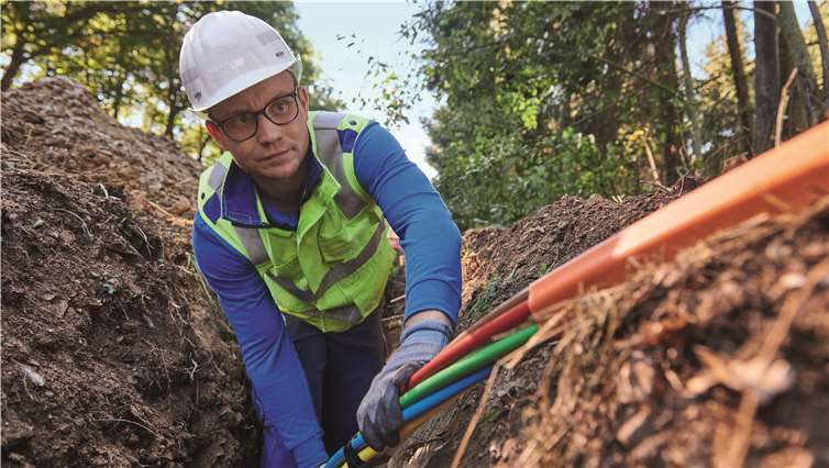 Westenergie hat die Bauarbeiten für die Breitband-Infrastruktur in Bad Breisig erfolgreich abgeschlossen. Bürgerinnen und Bürger im Ausbaubereich verfügen ab sofort über Hochleistungsanschlüsse an das schnelle Internet. Foto: Westenergie