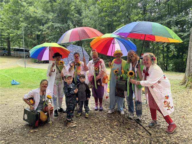 Westerwälder Clowndoktoren brachten die Kinder zum Lachen.