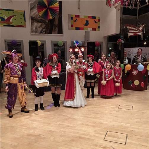 Wie begeistert und überzeugend bereits der Nachwuchs die närrische Tradition in der VG lebt, bewiesen die Kinderprinzenpaare. Fotos: VG Weißenthurm / Katharina Demleitner