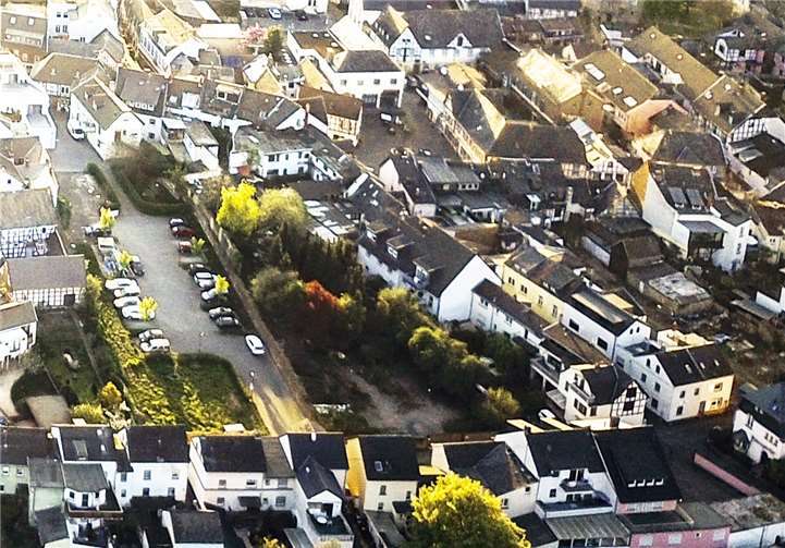 Wie das Löwenburggelände bebaut wird, sollen die Bürgerinnen und Bürger der Stadt Unkel mitberaten.Foto: Martin Schmitz