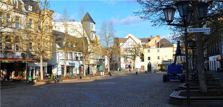 Wie der Andernacher Marktplatz künftig aussehen soll und wie er attraktiver gestaltet werden kann, ist Thema der Einwohnerversammlung am Donnerstag, 22. Februar. Hier sind die Ideen und Anregungen der Bürgerinnen und Bürger gefragt.Stadt Andernach/Maurer