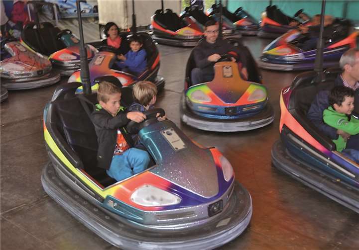 Wie eh und je beliebt - der Autoscooter.