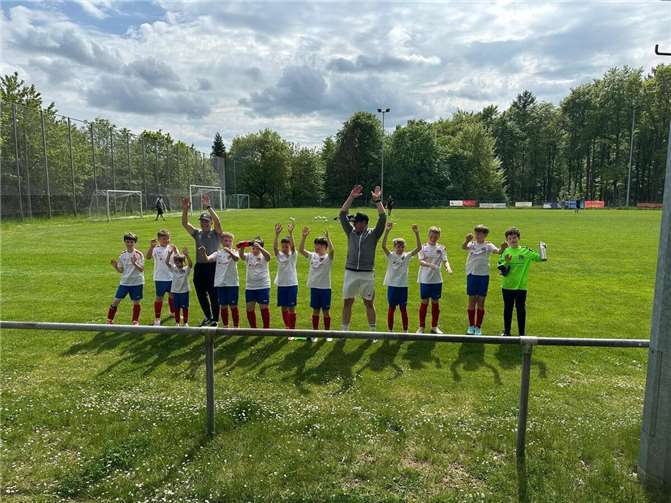 Wie erwartet entwickelte sich ein intensives und kampfbetontes Spiel mit Chancen auf beiden Seiten.  Foto: privat