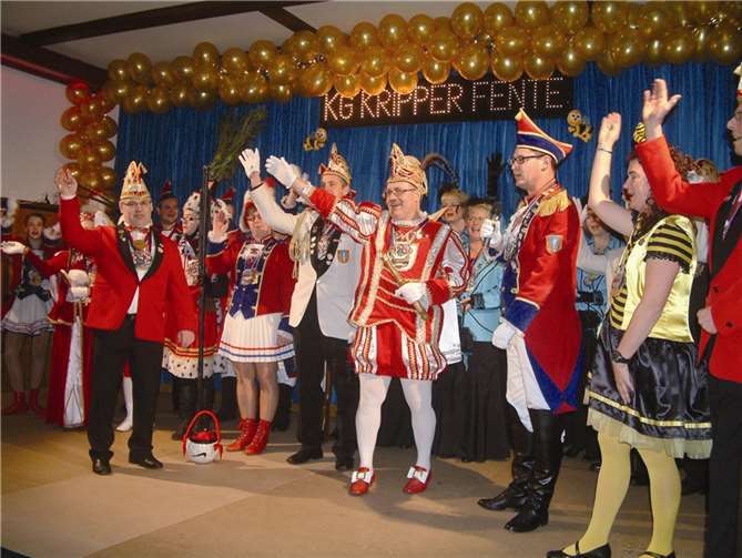 Wie gewohnt flogen Prinz Holly die Herzen der Narren zu.AB