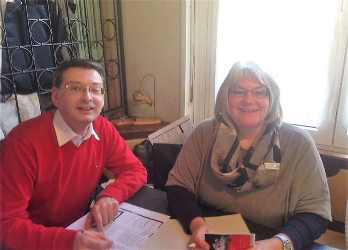 Wie gewohnt können auch Karten telefonisch bei Christel Müller vorbestellt werden.privat