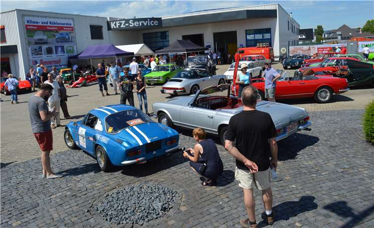 Wie im vergangenen Jahr wird der Veranstaltungsort für das Old- und Youngtimertreffen das Firmengelände der Firma AKS Dommermuth sein.privat