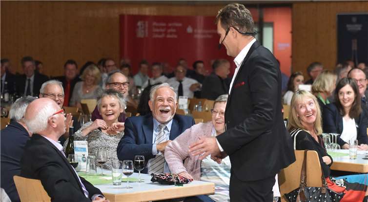Wie im vergangenen Jahr wird es auch beim Dankabend des Ehrenamtes 2019 wieder viel zu lachen geben.Foto: Archiv/ Gausmann