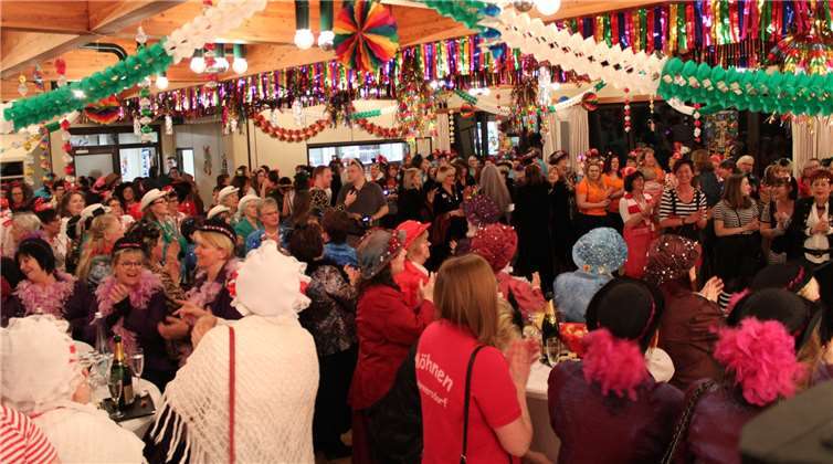 Wie immer volles Haus beim 15. Möhnenempfang im Kreishaus.