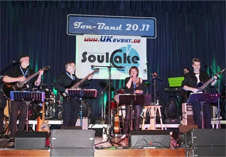 Wie in den beiden ersten Auflagen waren die Musiker der „Ton-Band 20.11“ maßgeblich an dem Konzert beteiligt.