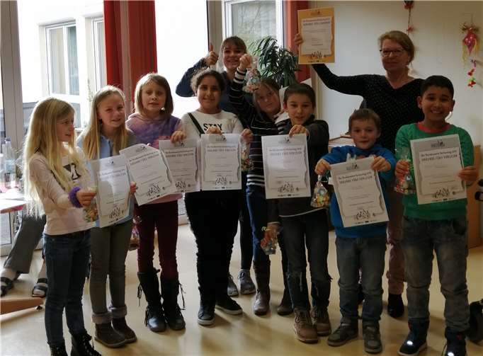 Wie in den letzen Jahren nahm die AG-Gruppe „Mein erstes Ehrenamt“ der Ganztagsschule Holzbachtalschule Puderbach unter der Leitung von Corinna Schäfer am bundesweiten Vorlesetag teil.Foto: privat