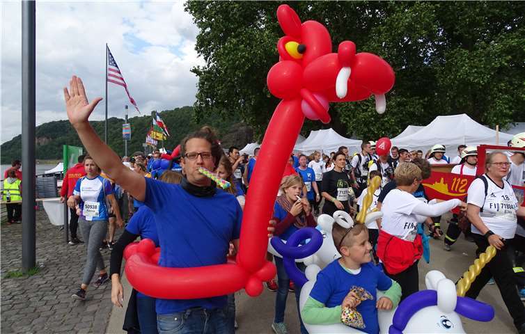 Wie in den vergangenen Jahrenwaren zahlreiche Läufer wieder kostümiert unterwegs.