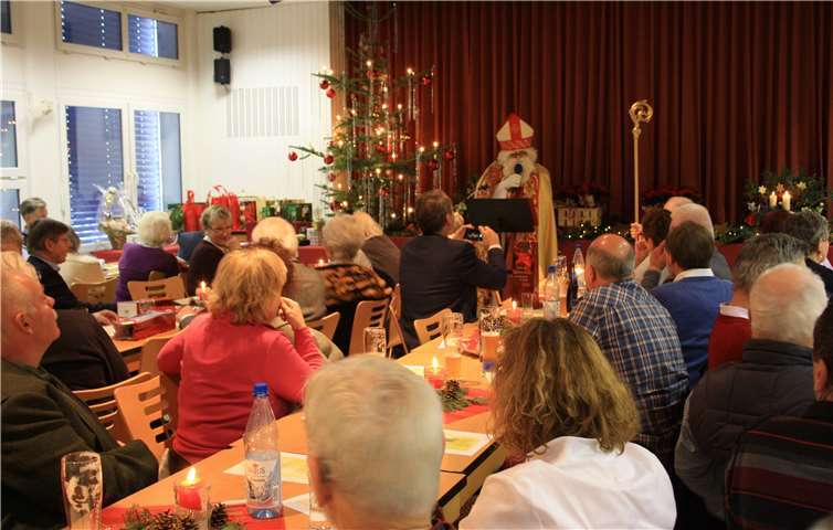 Wie in jedem Jahr hatte der Nikolaus Präsente dabei. Foto: privat