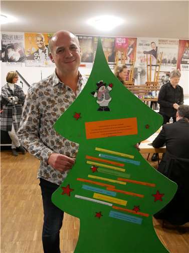 Wie in jedem Jahr spendet Veranstalter Jürgen Mittler die Erlöse der Kölschen Weihnacht plus eine großzügige Spende für gemeinnützige Zwecke.