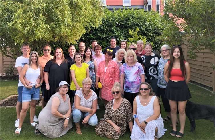 Wie jedes Jahr im Sommer traf sich die Kostümgruppe am 17. Juni zu ihrem Grillfest. Foto: privat