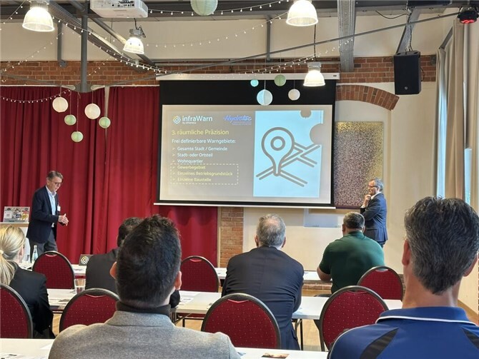 Wie kann die Region vor Überflutungen geschützt werden? Das war das Thema im Dialogforum in Bad Neuenahr-Ahrweiler und das Interesse daran war groß. Foto: inframeta eG