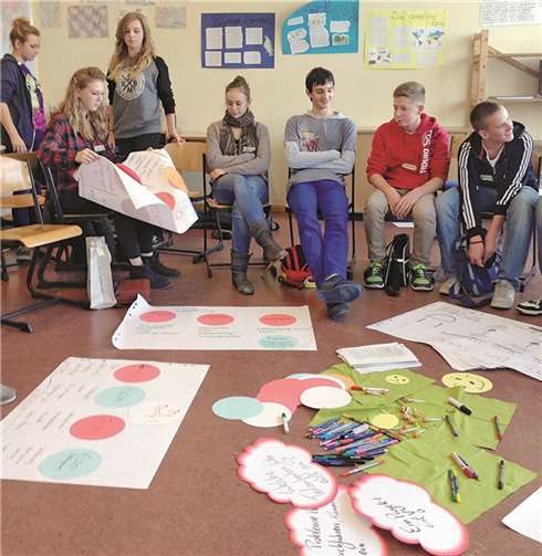 Wie man sich für seine Mitschüler und deren Rechte einsetzt, lernten 130 Klassensprecher in den Workshops.privat