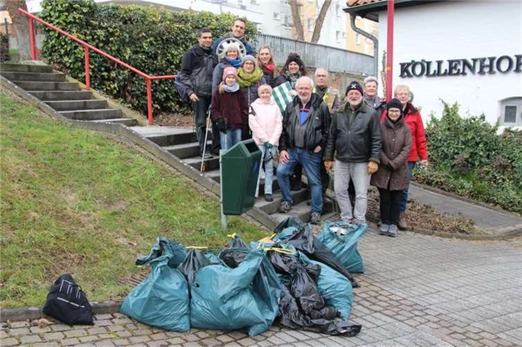 Wie schon in den letzten Jahren hat der Ließemer Ortsausschuss auch in diesem Frühjahr die Dorfbewohner zum Großreinemachen eingeladen, und wieder einmal haben sich neben den Mitgliedern des Ausschusses auch andere fleißige Ließemer der Müllsammel-Aktion angeschlossen. Foto: privat