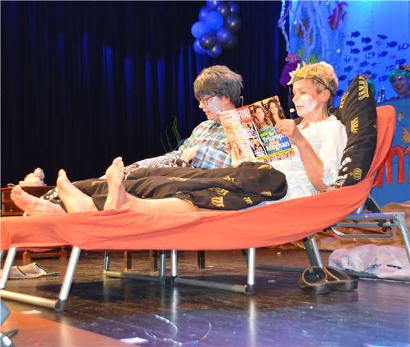 Wie war das noch damals vor 30 Jahren?Ein Ehepaar versucht sich zu erinnern.