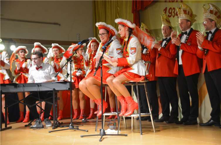 Wieder ein toller Auftritt von Louisa Schüller und Hannah Hilger.