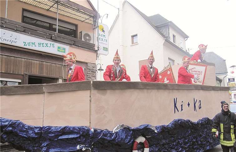 Wieder einmal große Stimmung beim Umzug durch Kobern, zum Abschluss der Karnevalssession 2013.Privat