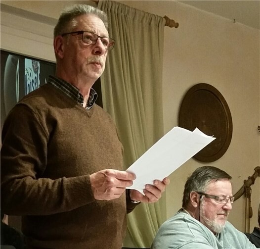 Wilfried Wirz und Gerd „Hiram“ Linxweiler wurden von den Mitgliedern einstimmig als Vorsitzende der Volleyball-Abteilung des SV Rheinbreitbach und der Alte-Herren-Volleyballer bestätigt.privat