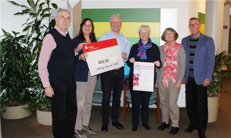 Wilhelm Augst (Bürgerstiftung), Uschi Rustler (Seniorenbüro „Die Brücke“), Landrat Frank Puchtler, Anny Neusen und Ella Augst (Bürgerstiftung)sowie Jürgen Ruthard (Förderverein „Die Brücke“).Bürgerstiftung Bad Ems