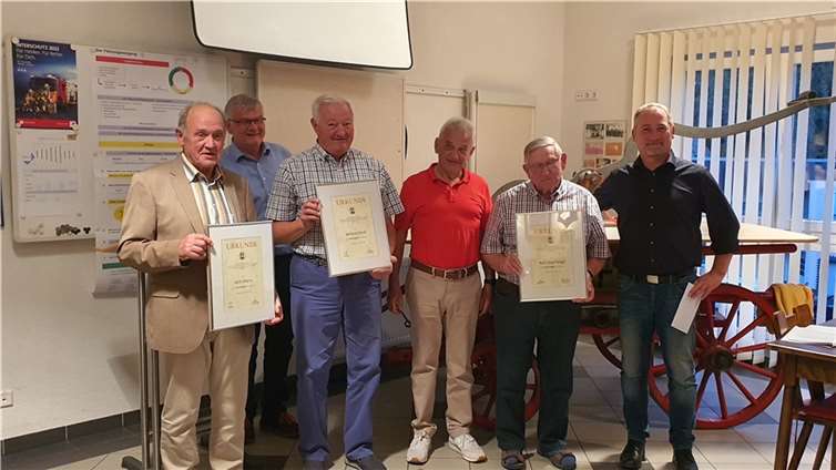 Willi Effern, Paul Becker, Wilfried Heck, Hermann-Josef Mertens, Karl-Josef Rings und Heinz-Werner Hömig (v.l.).  Foto: privat