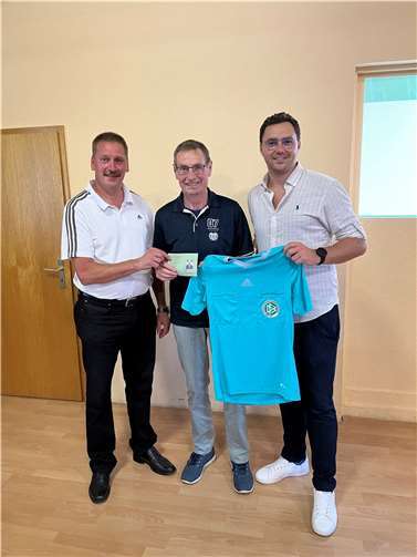 Willibald Hannappel wurde in den Schiri-Ruhestand verabschiedet,  Foto: privat