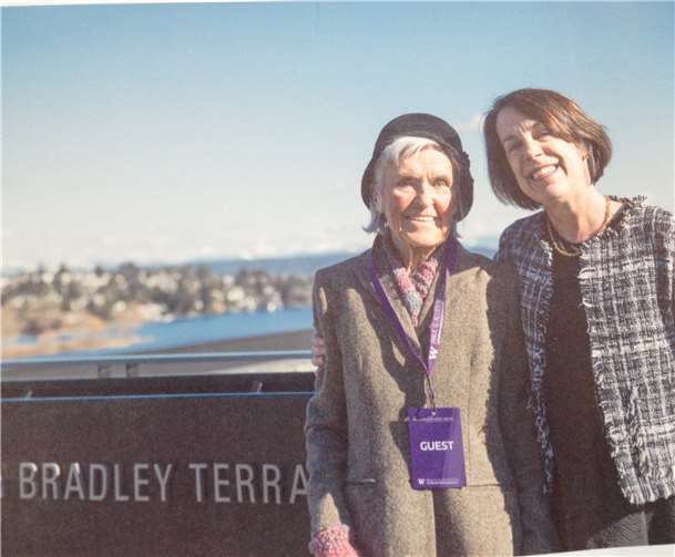 Wilma Bradley aus Urbar auf der nach ihr benannten Terrasse.Foto: privat