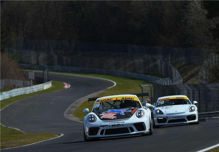 Winfried Assmann im Porsche 911 GT3.Quellen: RCN