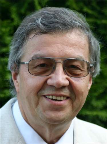 Wenn auf einmal alles anders ist Winfried Seifert betreut den Trauertreff am Abend.