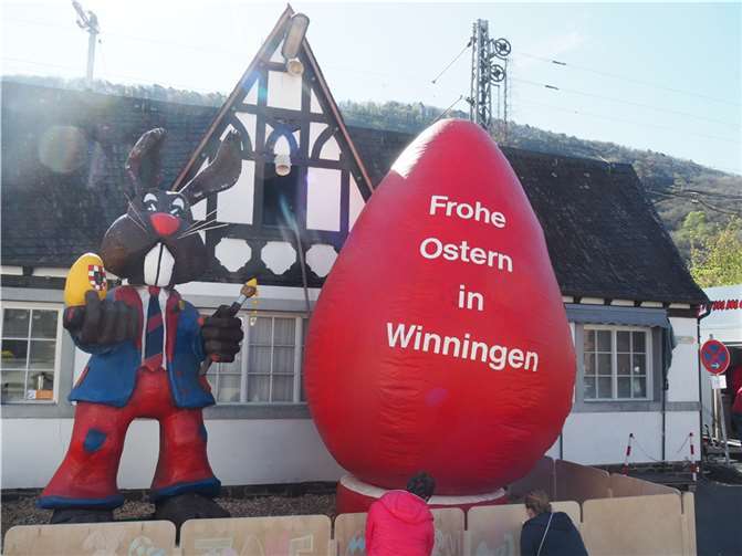 Winningen begrüßte seine Gäste bei strahlendem Sonnenschein.