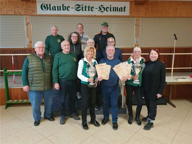 Winterrunde 2024/25: Metternicher Senioren holen beide Wanderpokale. Foto: privat