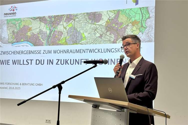 „Wir wollen bezahlbares, bedarfsgerechtes und vielfältiges Wohnen für alle Bevölkerungsgruppen ermöglichen“, so Bürgermeister Peter Jung.Foto: Ulf Steffenfauseweh