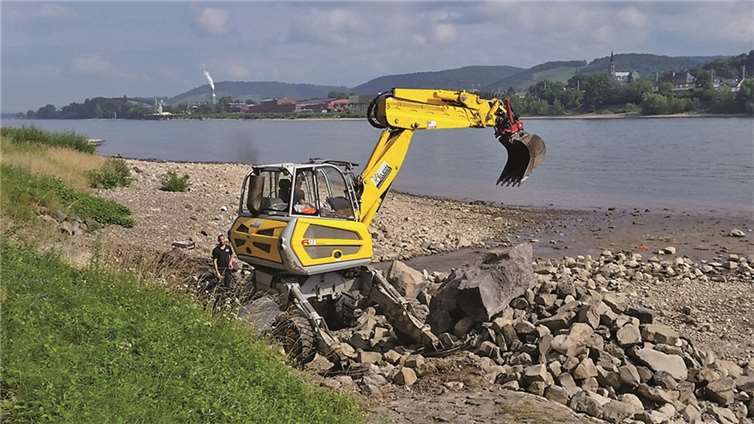 Wo der Brohlbach in den Rhein mündet, laufen zurzeit Baggerarbeiten.Kreisverwaltung