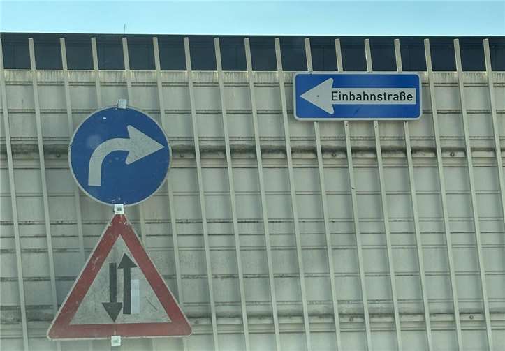Wo geht´s bitte zur B9? Foto: ROB