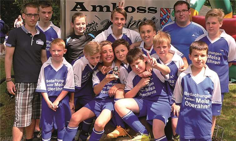 Wohlverdient freuen sich die Amboss-Kiddis über den 2.Platz.Privat