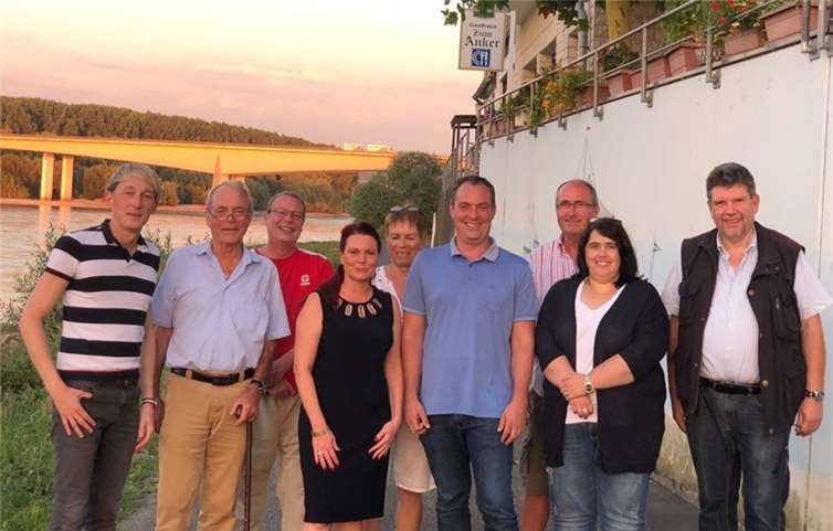 Wolfang Kaufmann, Martin Hahn, Manuela Lauxen, Brigitte Franz, René Dunkel, Rolf Höfer, Carmen Hunz-Gandert. Es fehlen Charlotte Neuser und Julia Bläsius. Gäste: Marc Ruland (MdL RLP) (v.l.) und Klaus Herbel 1. Vorsitzender des SPD Gemeindeverbands Weißenthurm (v.r.). privat