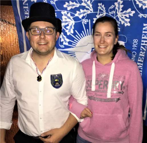 Wolfgang Allendorf, der Vorsitzende des Junggesellenvereins, und seine Freundin Katharina Zehnpfennig sind das neue Maikönigspaar.