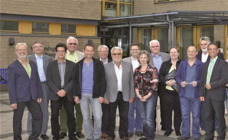 Wolfgang Bernath hier zusammen mit der Bunten Fraktion.privat