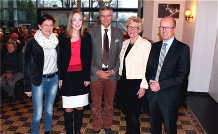 Wolfgang Bosbach wurde von Beate Waterkamp, Ellen Demuth, Felicitas Fehlinger sowie von Michael Scheidgen begrüßt. DL