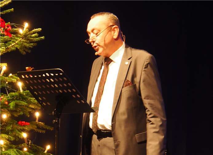 Wolfgang Mayr, erzählte inseiner originellen Art, wie Adam in der Altstadt allein lebte.