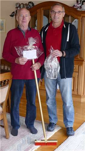 Wolfgang Preuhs (l.) und Abteilungsleiter Frank Schneider.Foto: privat