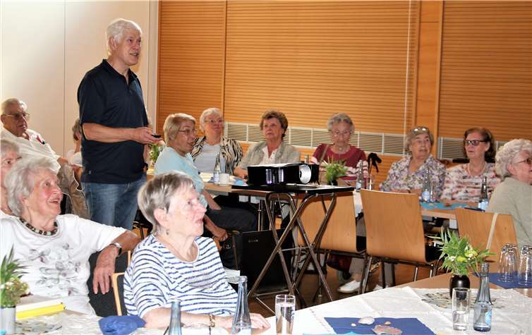 Wolfgang Redwanz zeigte bei seiner Präsentation über Borkum und Föhr interessante Bilder.privat